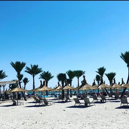 Apartament Kataleya Mamaia Nord 아파트 *